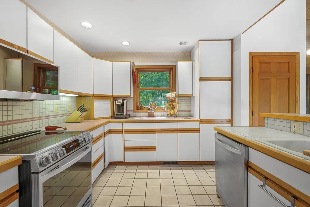 2359 San Marino Trail Torch Lake Township, MI 49648