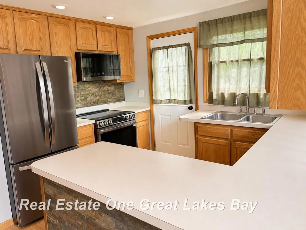 1911 Ogemaw Trail Trail Churchill Township, MI 48661