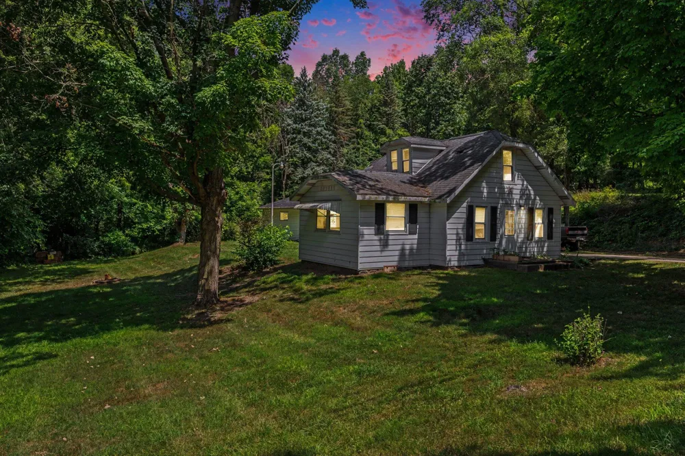 5953 Dawes Avenue Comstock Charter Township, MI 49048