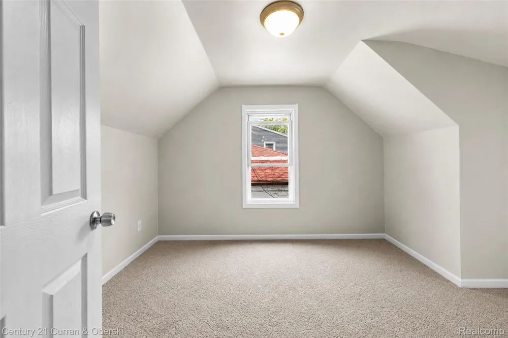 6521 Berwyn Street Dearborn Heights City, MI 48127