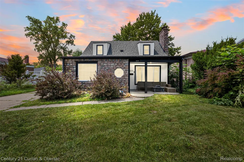 6521 Berwyn Street Dearborn Heights City, MI 48127