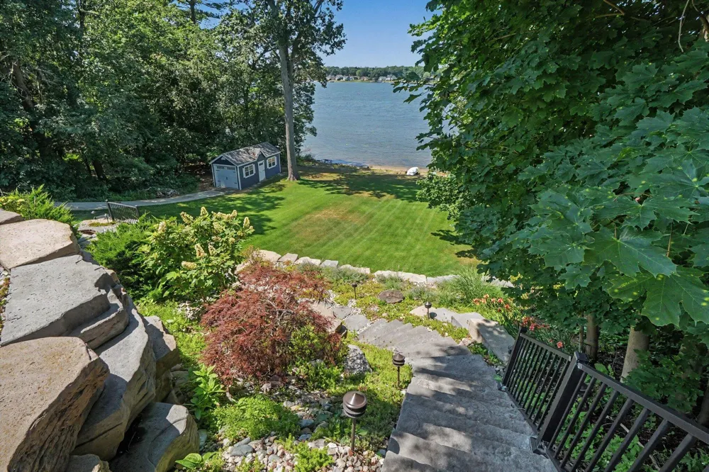 610 Ray Street North Muskegon City, MI 49445
