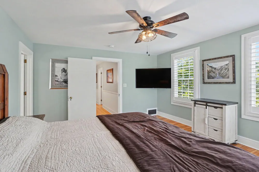 610 Ray Street North Muskegon City, MI 49445
