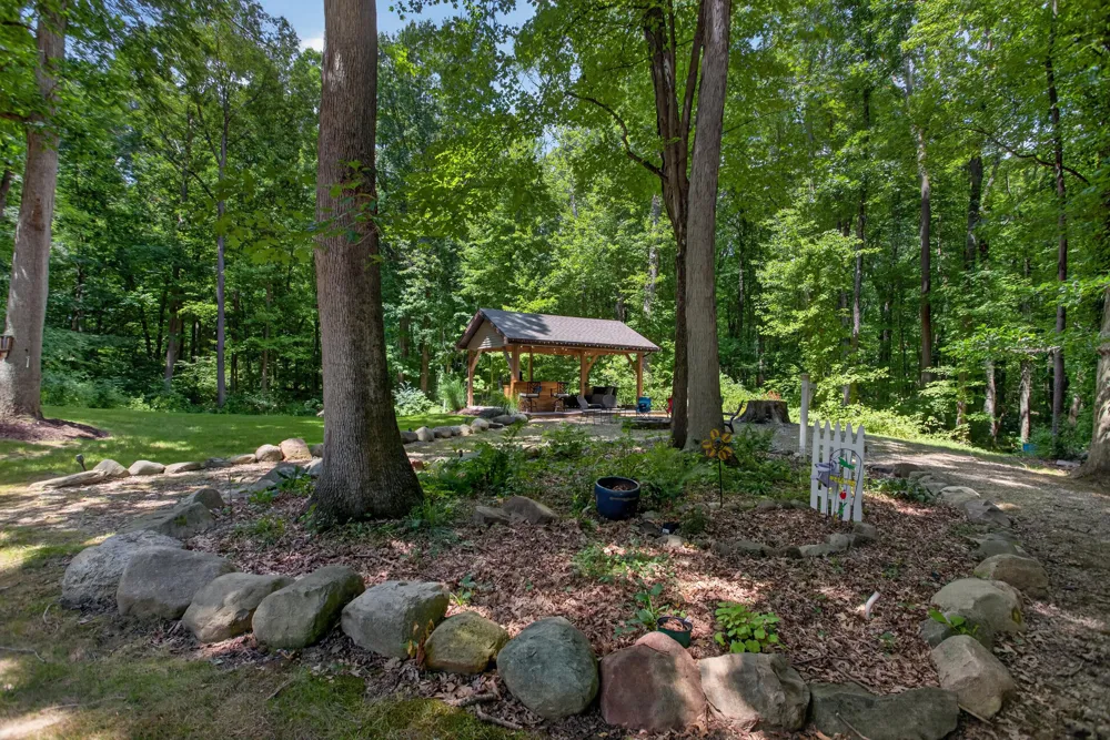 5025 Firethorne Drive Blackman Charter Township, MI 49201