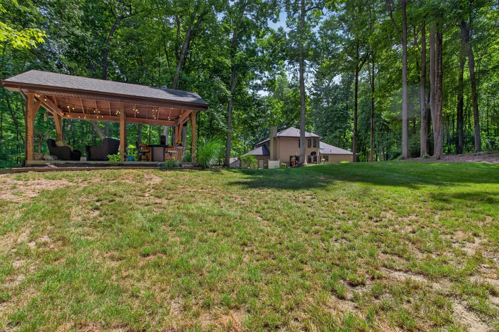 5025 Firethorne Drive Blackman Charter Township, MI 49201