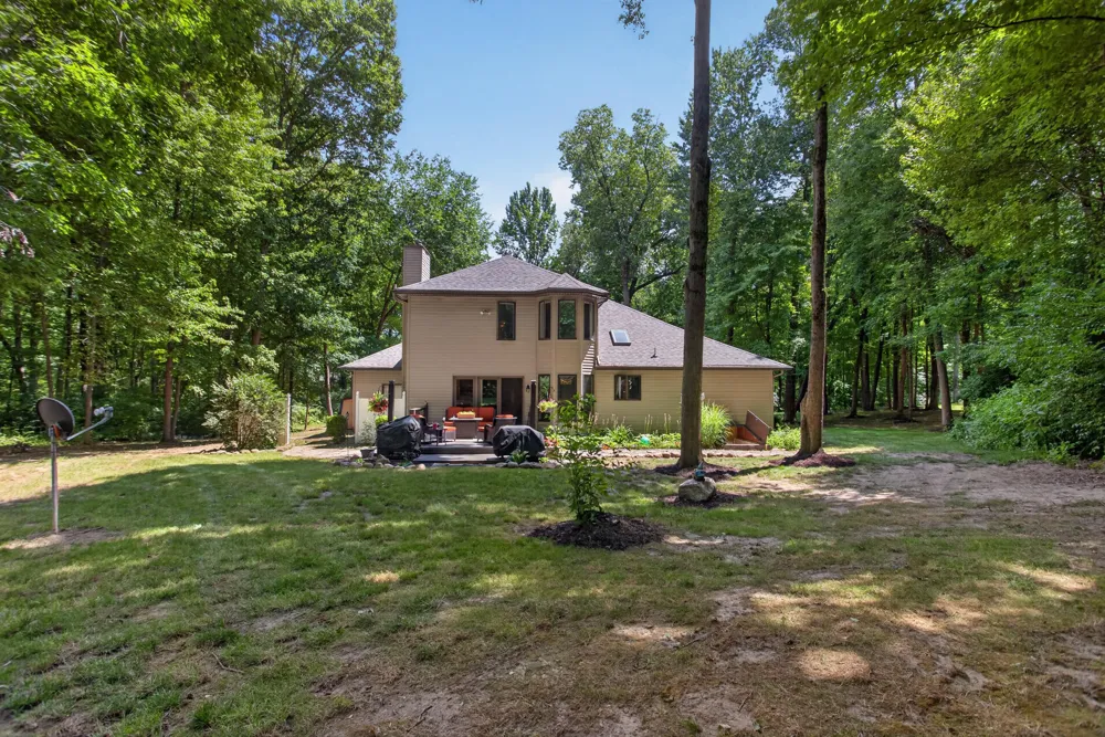 5025 Firethorne Drive Blackman Charter Township, MI 49201