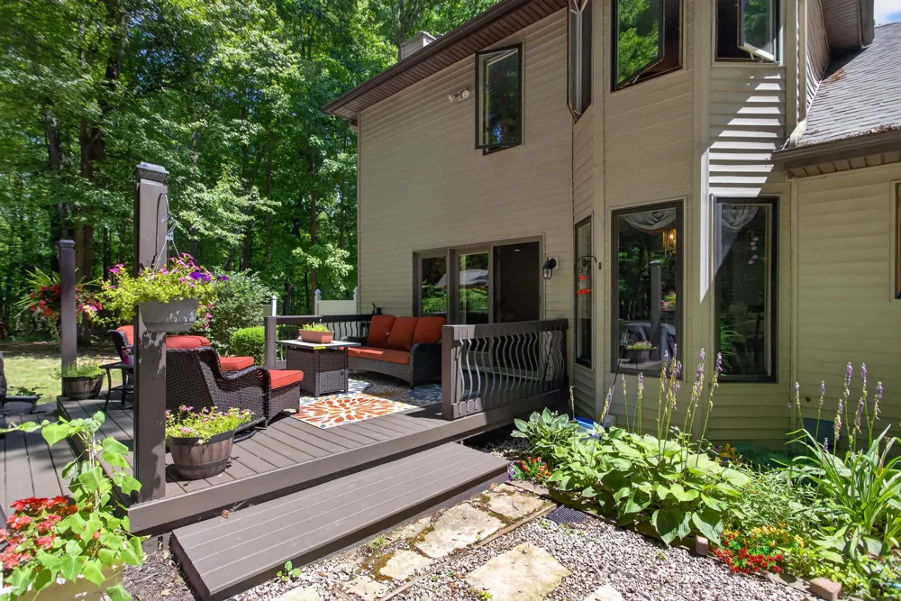 5025 Firethorne Drive Blackman Charter Township, MI 49201