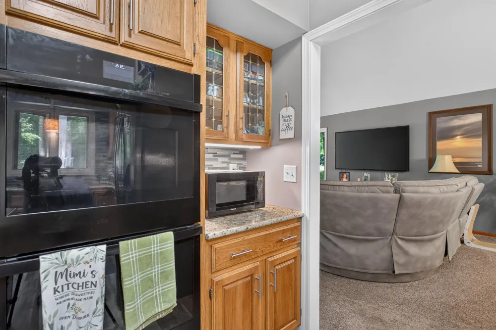 5025 Firethorne Drive Blackman Charter Township, MI 49201