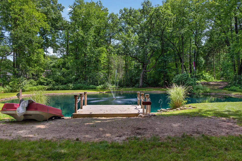 5025 Firethorne Drive Blackman Charter Township, MI 49201