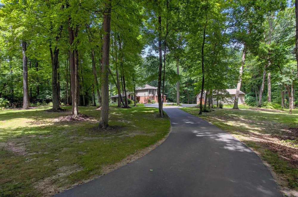 5025 Firethorne Drive Blackman Charter Township, MI 49201