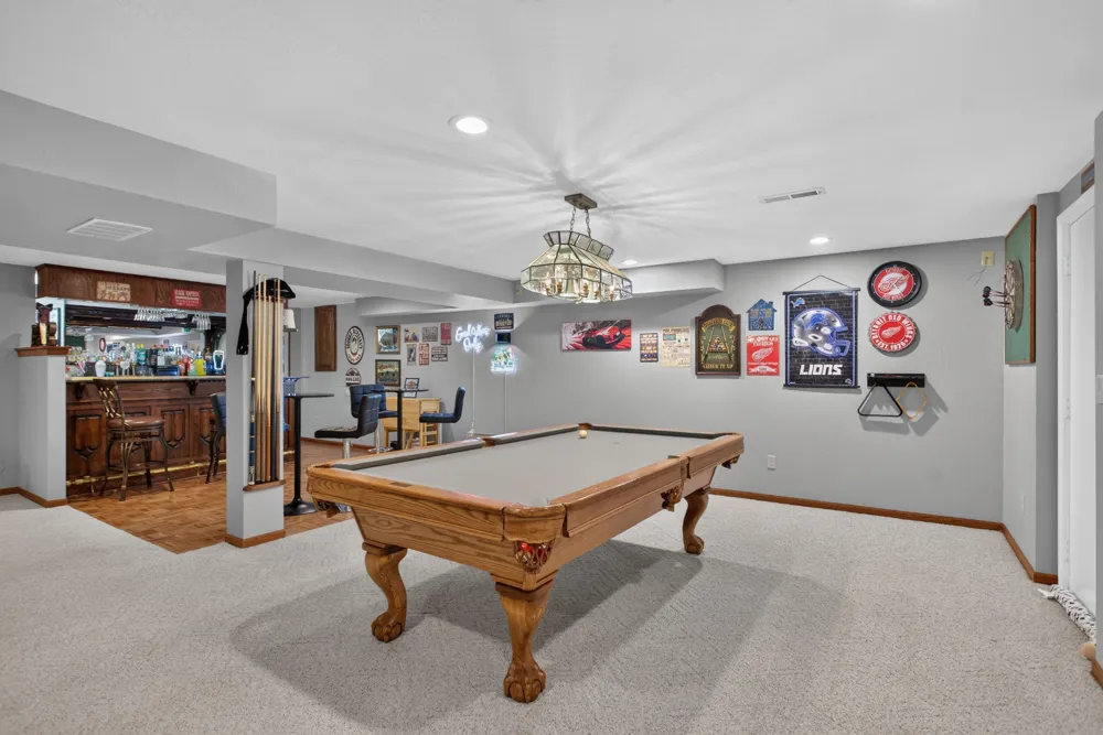 5025 Firethorne Drive Blackman Charter Township, MI 49201