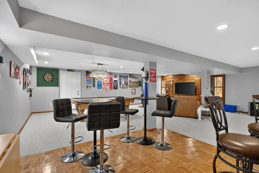 5025 Firethorne Drive Blackman Charter Township, MI 49201