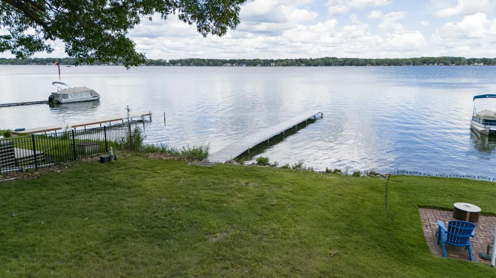 9715 Woodlawn Drive Portage City, MI 49002