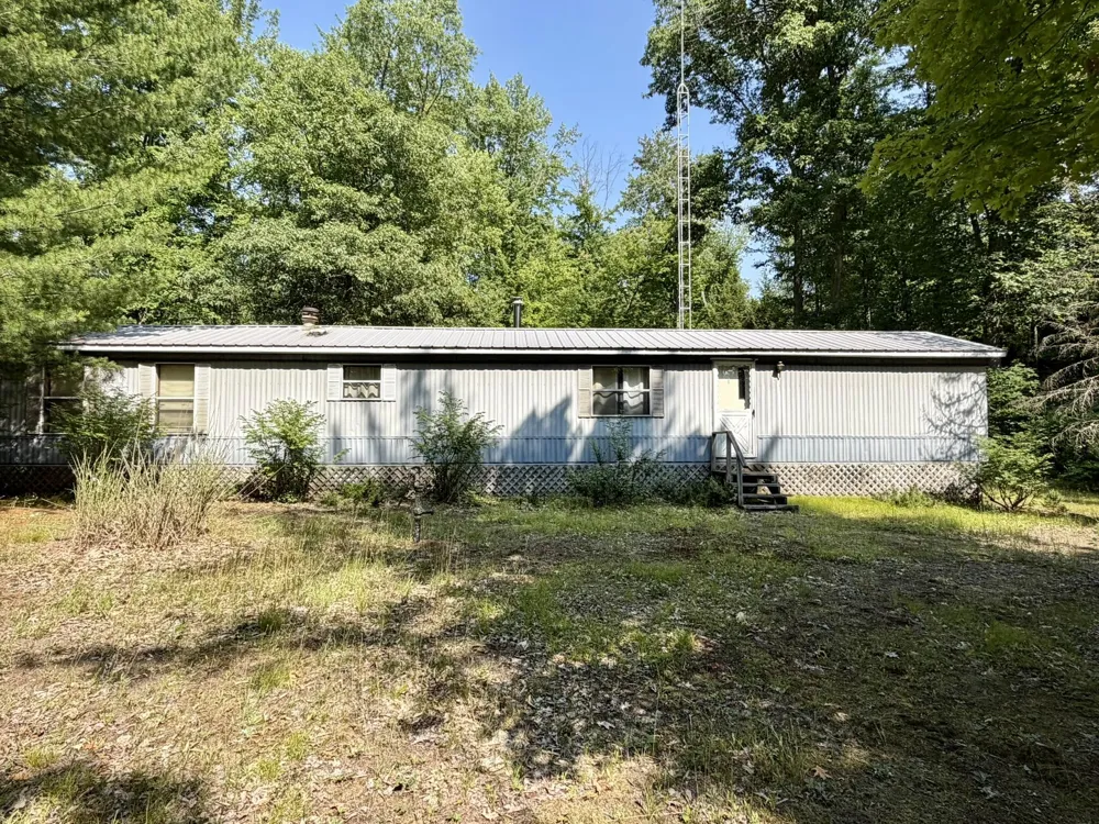 4085 Leckrone Road Brethren, MI 49619