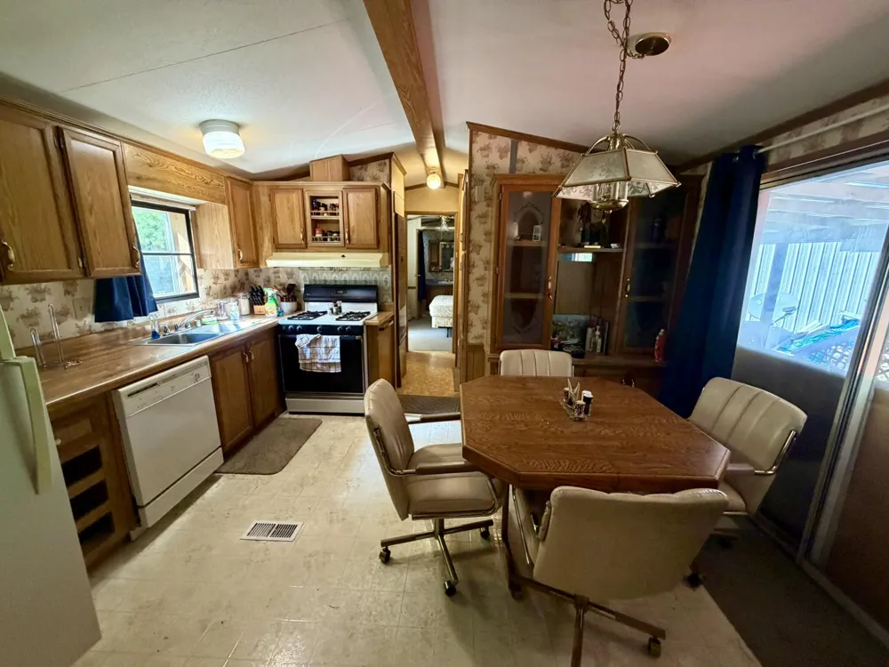 4085 Leckrone Road Brethren, MI 49619