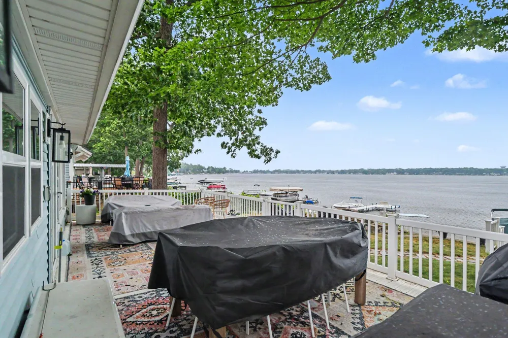 1028 Forest Drive Portage, MI 49002