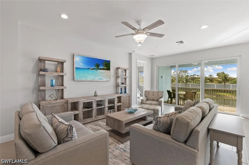 Seychelles Drive #507 Naples, FL 34112