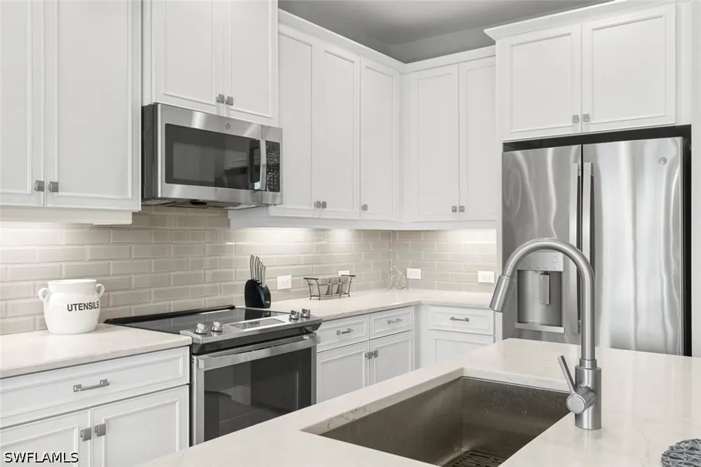Seychelles Drive #507 Naples, FL 34112