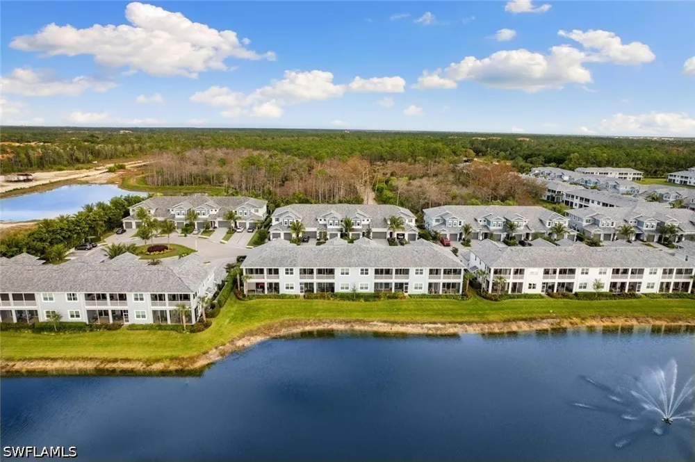 Seychelles Drive #507 Naples, FL 34112