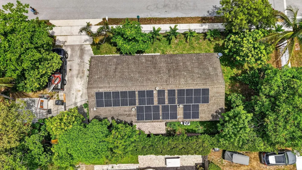 310 SE 8TH STREET Delray Beach, FL 33483