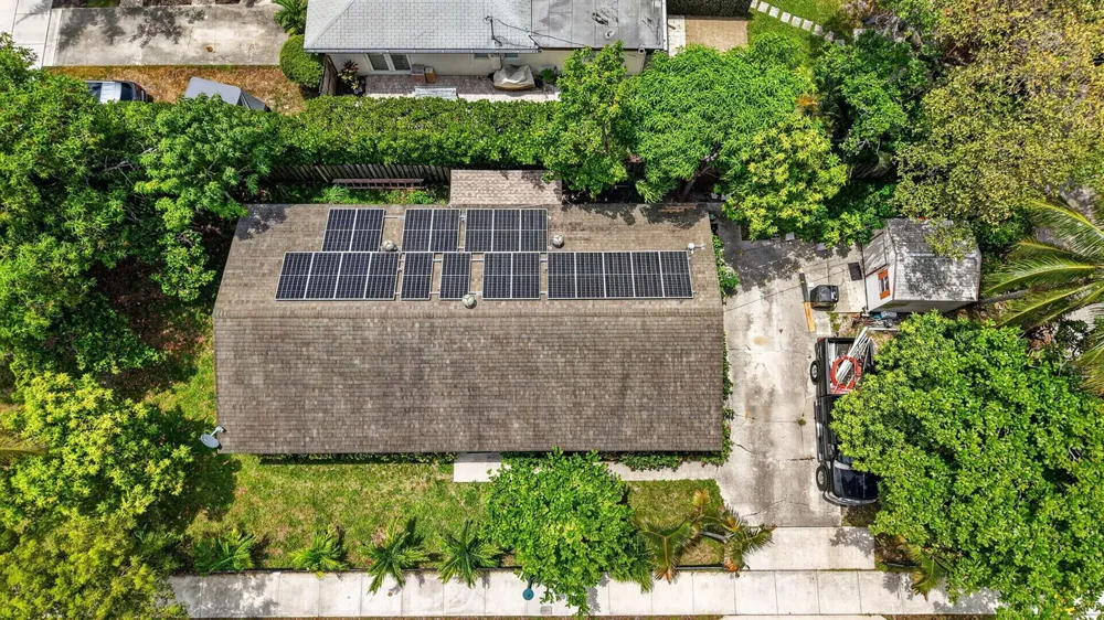 310 SE 8TH STREET Delray Beach, FL 33483