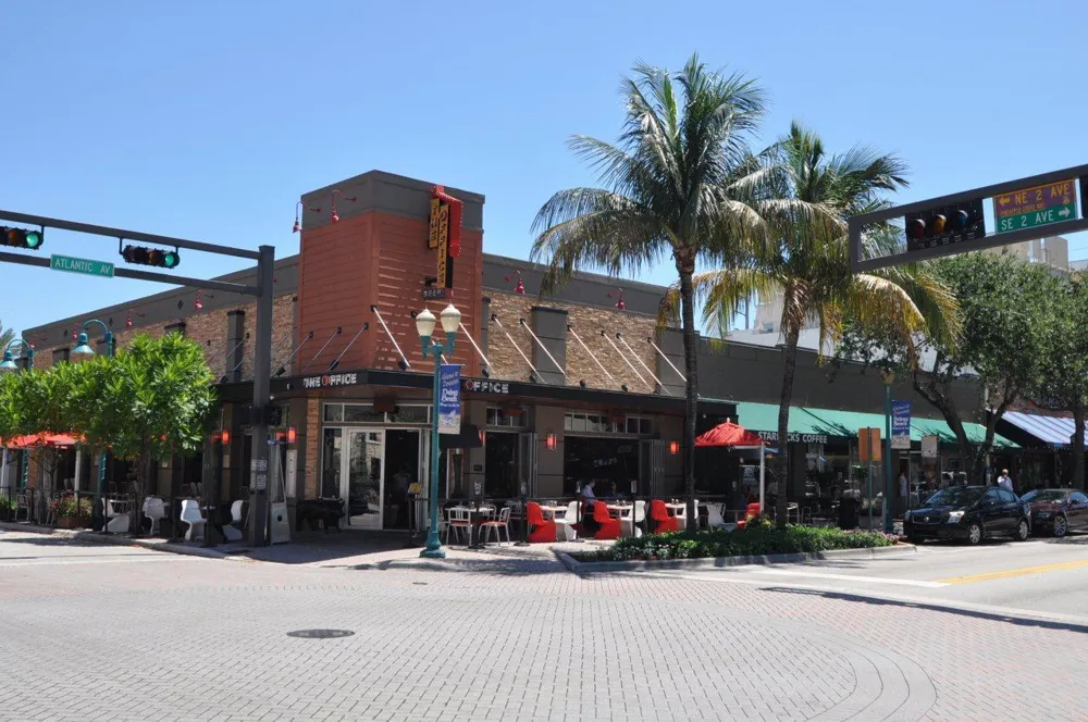 310 SE 8TH STREET Delray Beach, FL 33483