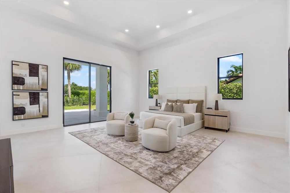 2525 Seminole Circle West Palm Beach, FL 33409