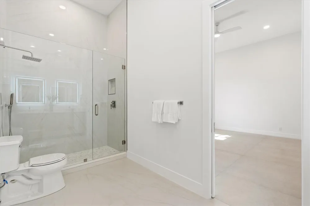 2525 Seminole Circle West Palm Beach, FL 33409