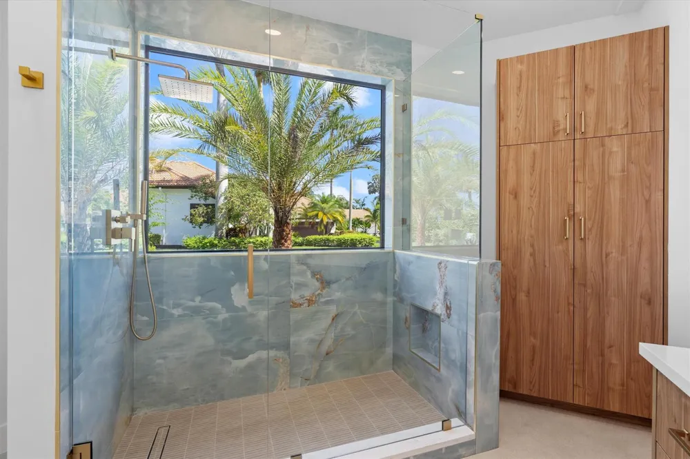 2525 Seminole Circle West Palm Beach, FL 33409