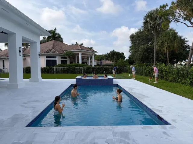 2525 Seminole Circle West Palm Beach, FL 33409