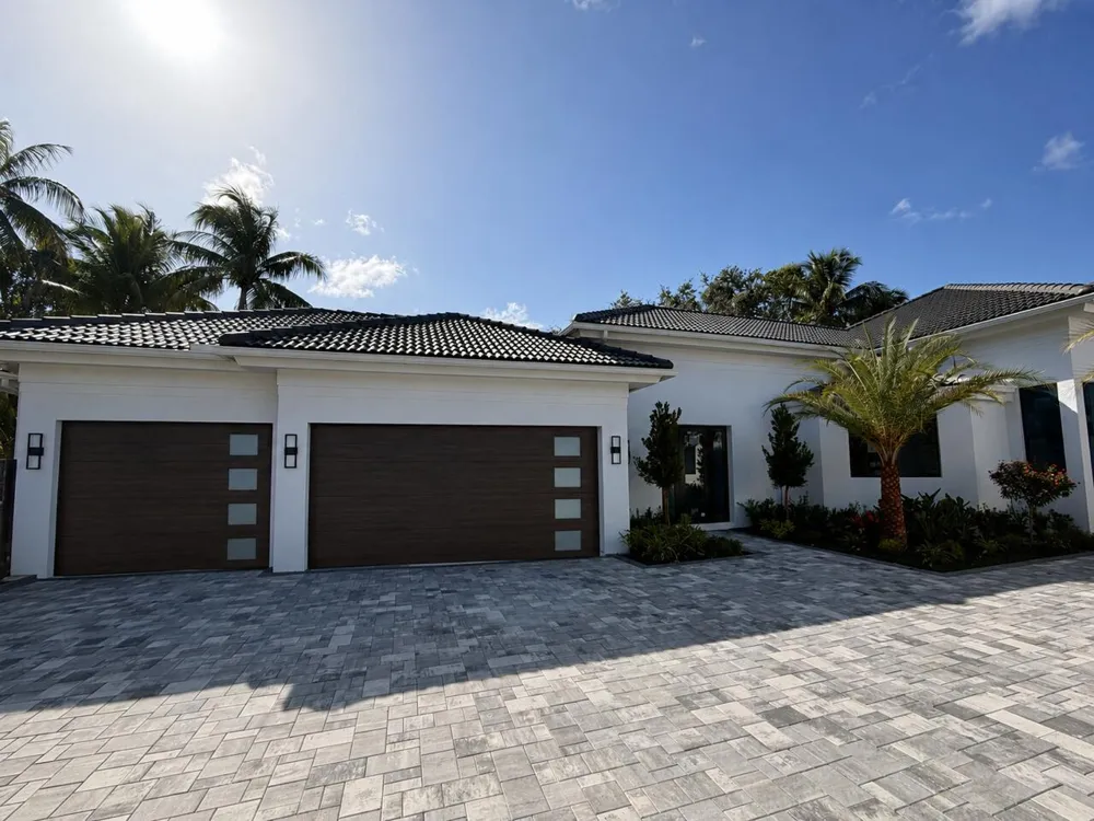 2525 Seminole Circle West Palm Beach, FL 33409