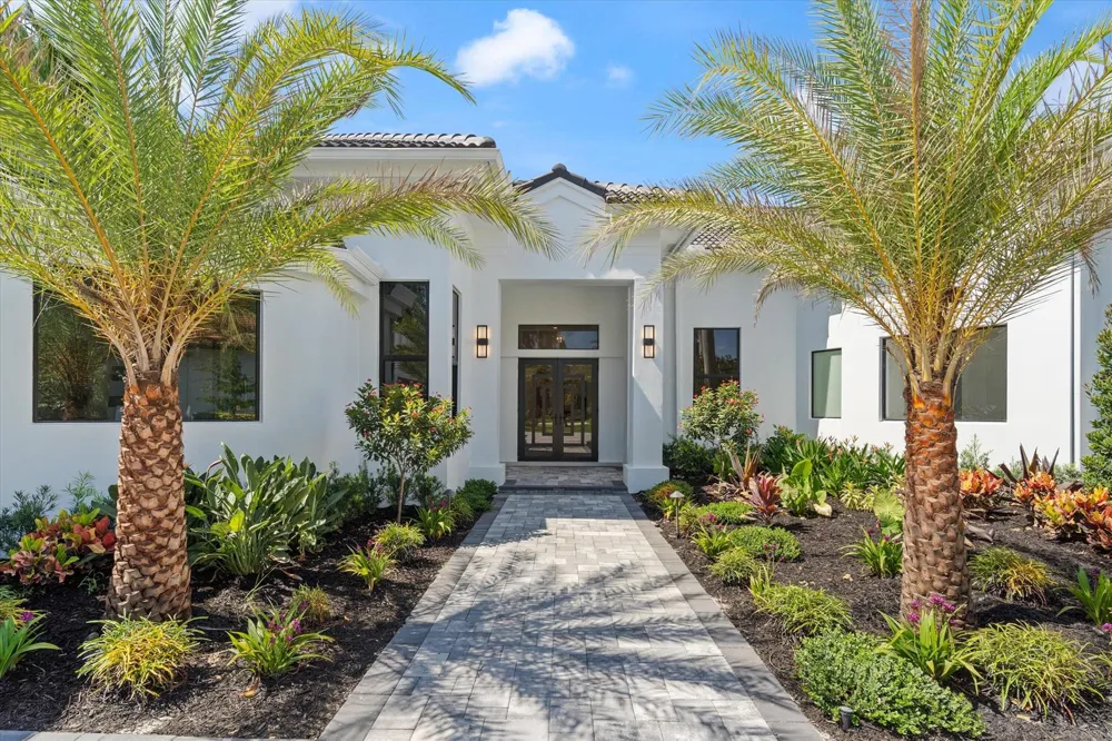 2525 Seminole Circle West Palm Beach, FL 33409