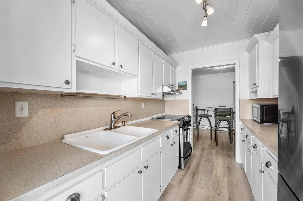 4111 NE 21st Way #204 Lighthouse Point, FL 33064