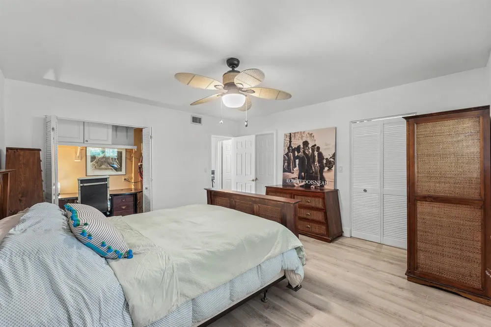 4111 NE 21st Way #204 Lighthouse Point, FL 33064
