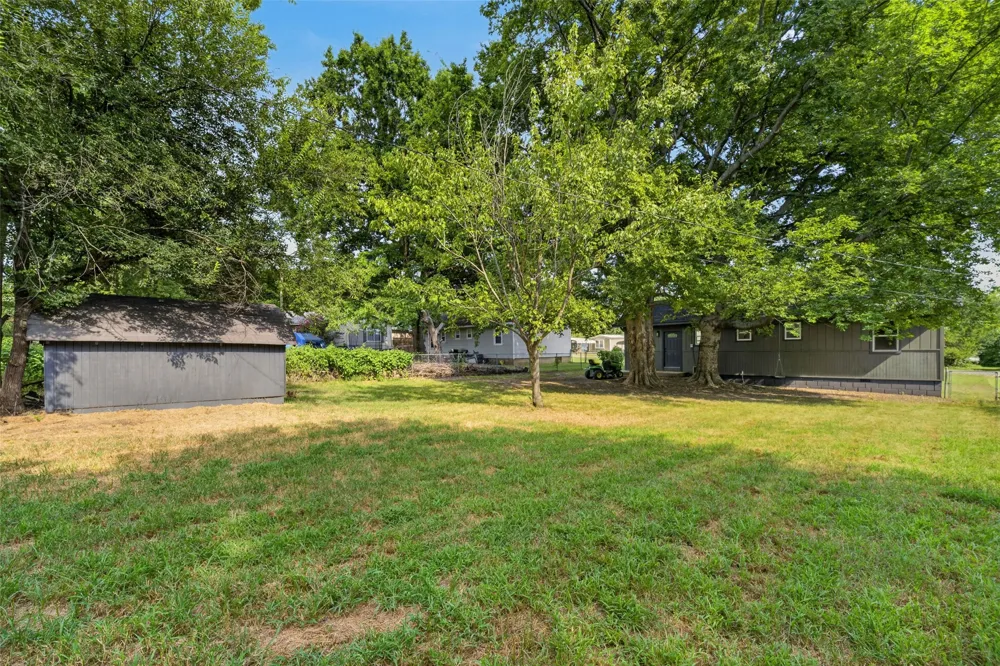516 E Armory Avenue Fort Gibson, OK 74434