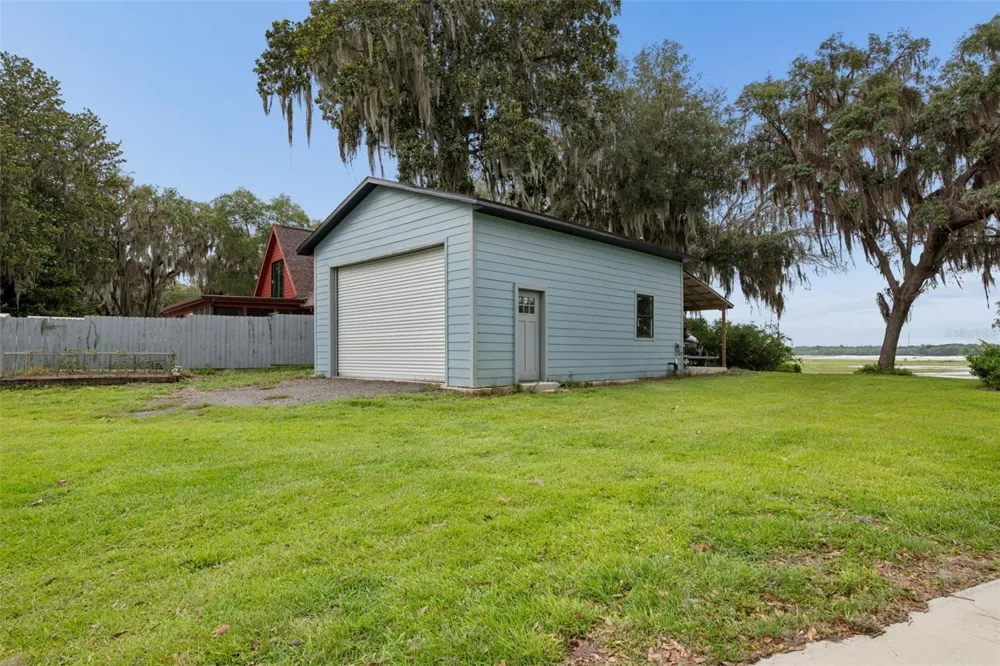 7229 PLEASANT POINT ROAD Keystone Heights, FL 32656