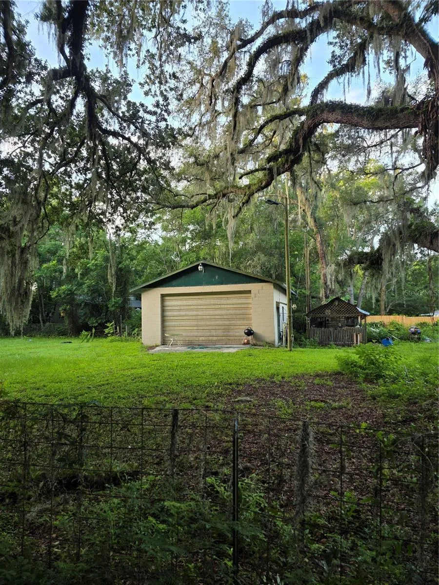 11647 SE 60TH AVENUE Belleview, FL 34420