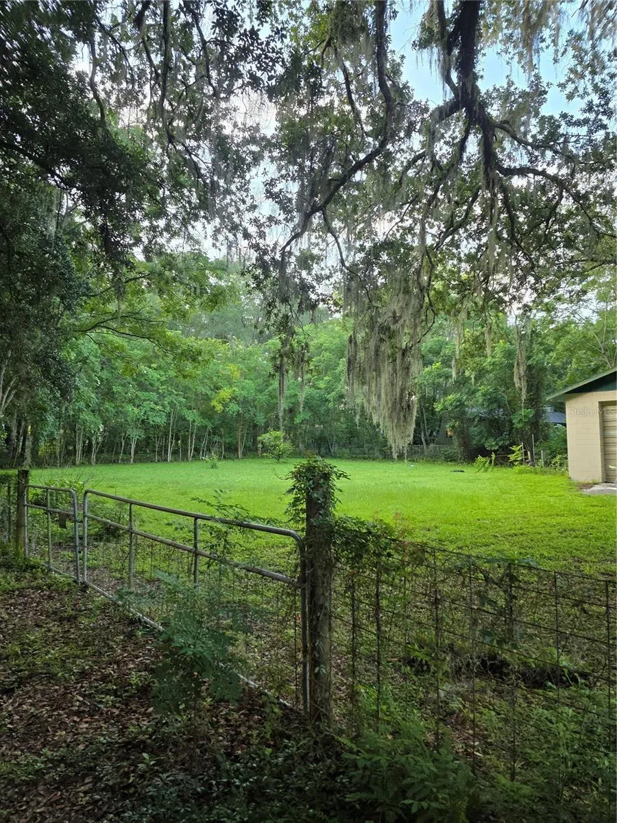 11647 SE 60TH AVENUE Belleview, FL 34420