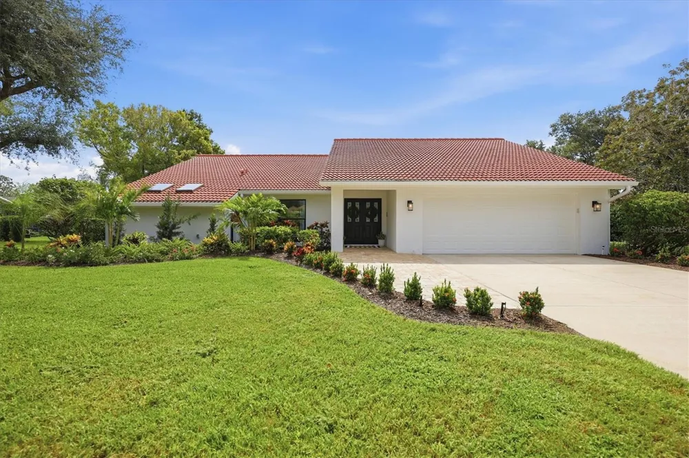 8822 MISTY CREEK DRIVE Sarasota, FL 34241