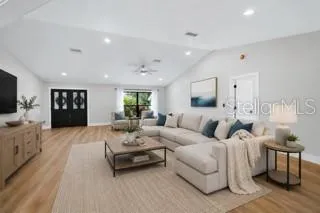 8822 MISTY CREEK DRIVE Sarasota, FL 34241