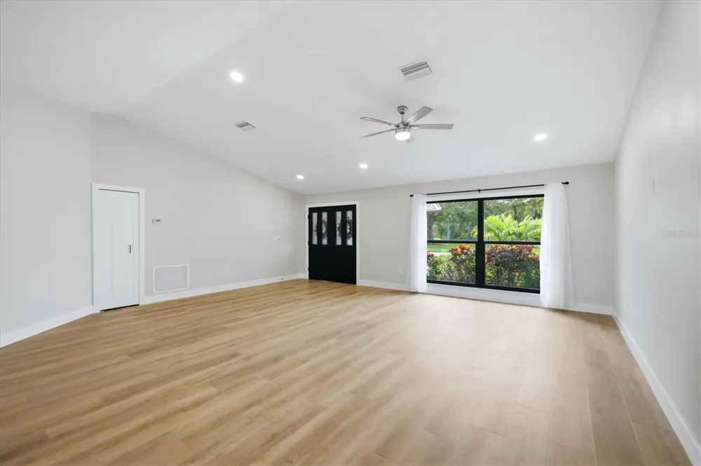 8822 MISTY CREEK DRIVE Sarasota, FL 34241