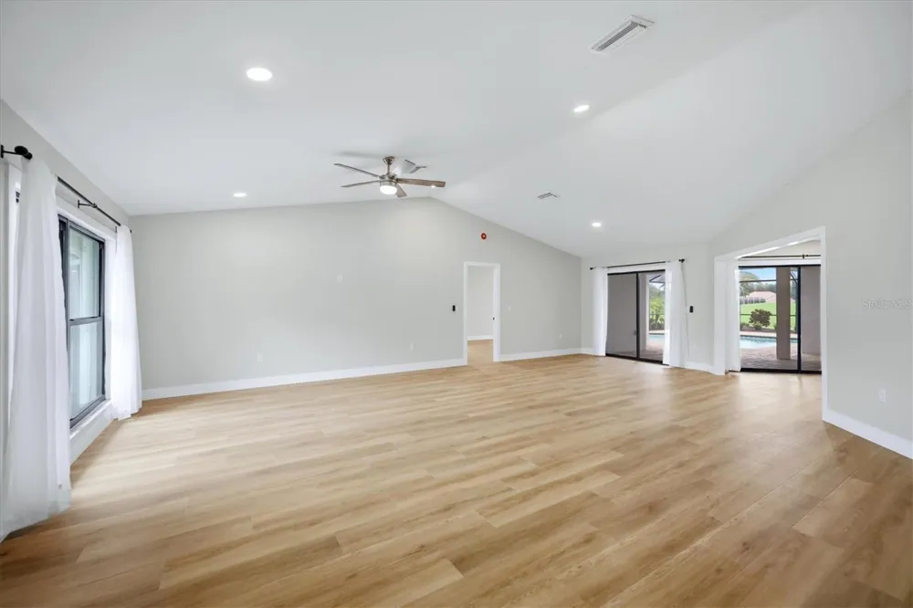 8822 MISTY CREEK DRIVE Sarasota, FL 34241
