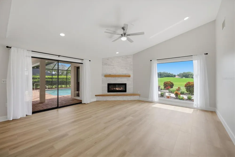 8822 MISTY CREEK DRIVE Sarasota, FL 34241