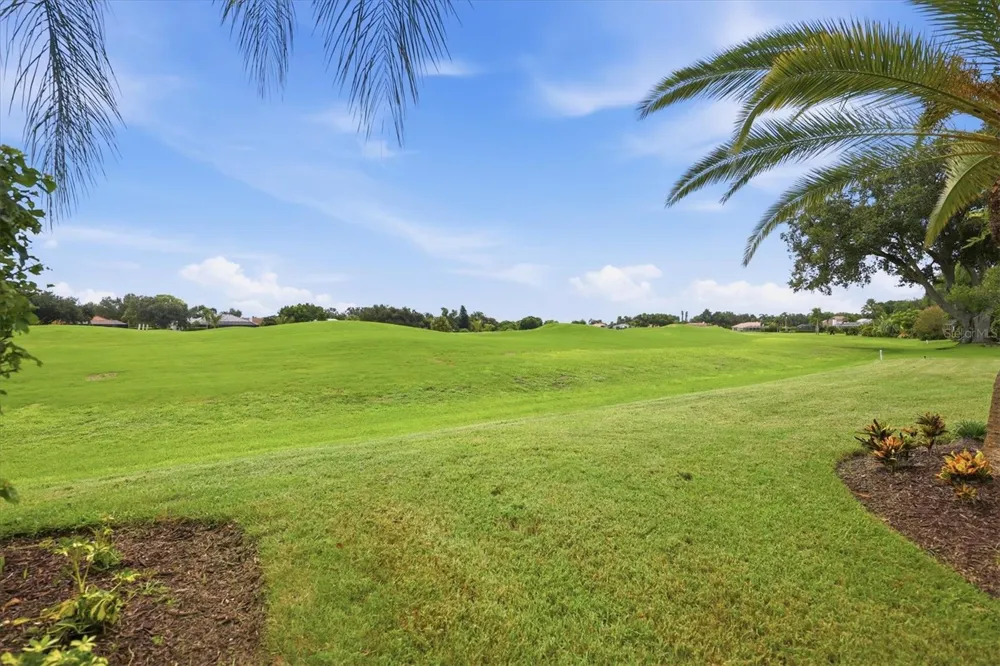 8822 MISTY CREEK DRIVE Sarasota, FL 34241