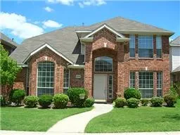 3905 Iris Court