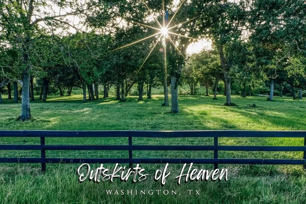 8321 Equestrian Lane Washington, TX 77880