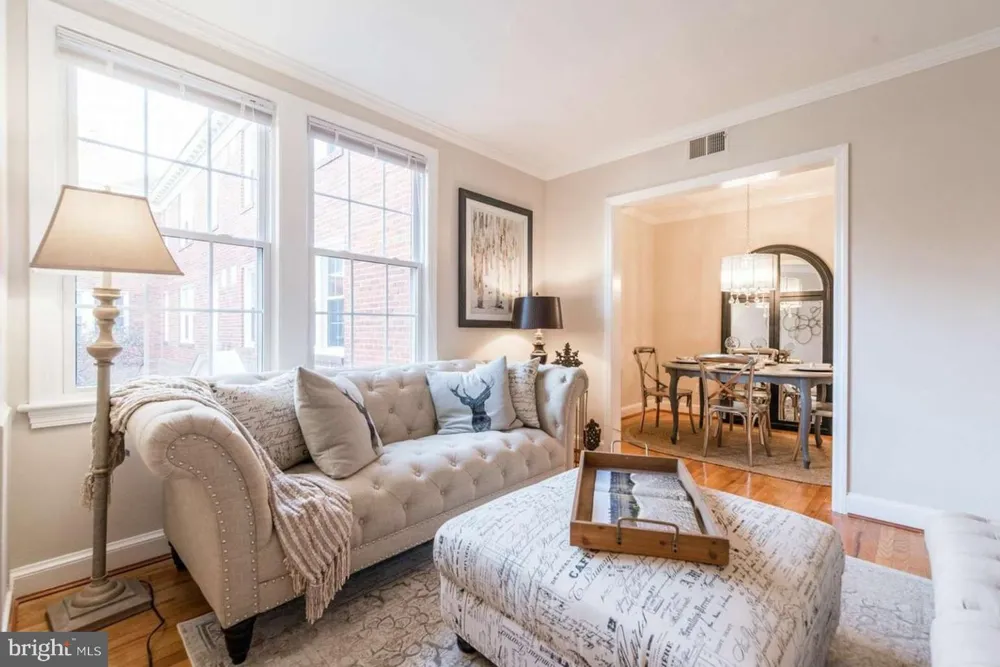6 E NELSON AVENUE #A313 Alexandria, VA 22301