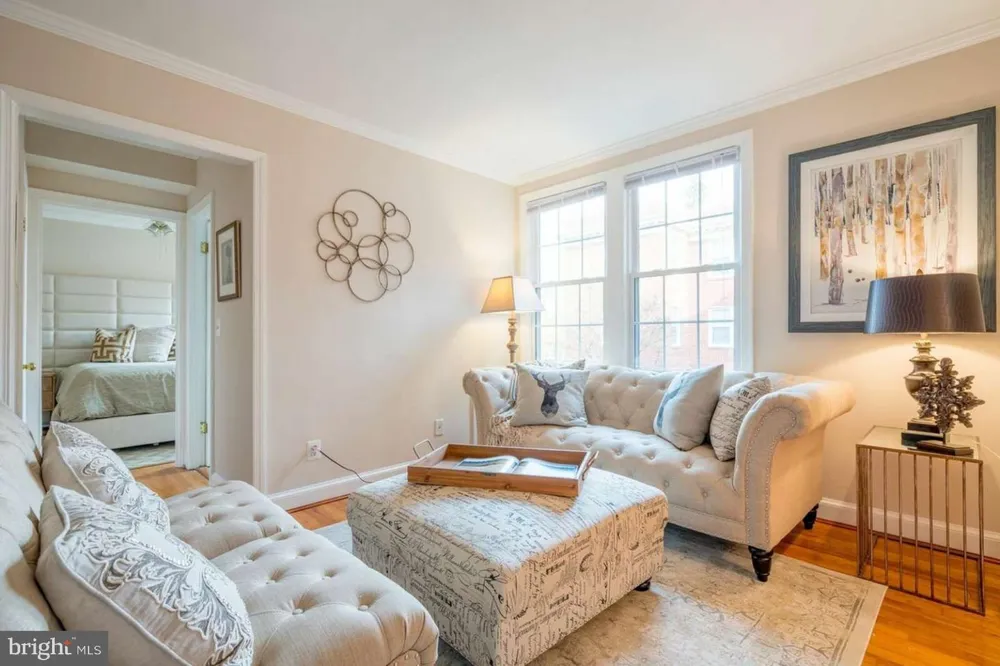 6 E NELSON AVENUE #A313 Alexandria, VA 22301