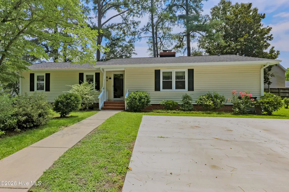 614 Forest Lane Wallace, NC 28466