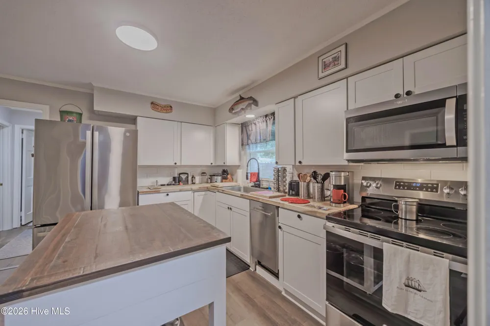 614 Forest Lane Wallace, NC 28466